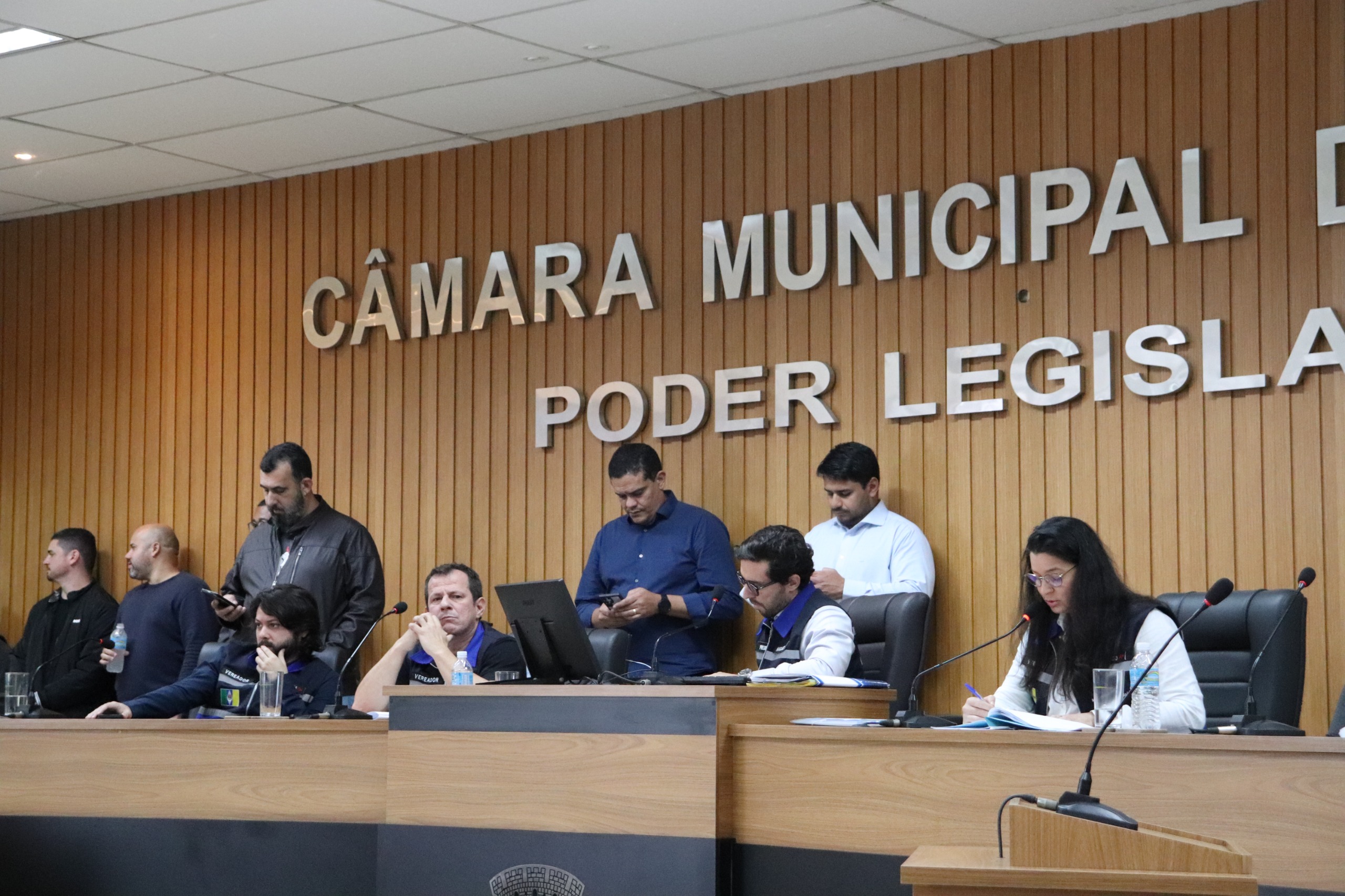 CÂMARA DE ITAGUAÍ INSTAURA CEP PARA APURAR DENÚNCIA SOBRE CONTRATO DE LIMPEZA DE RIOS