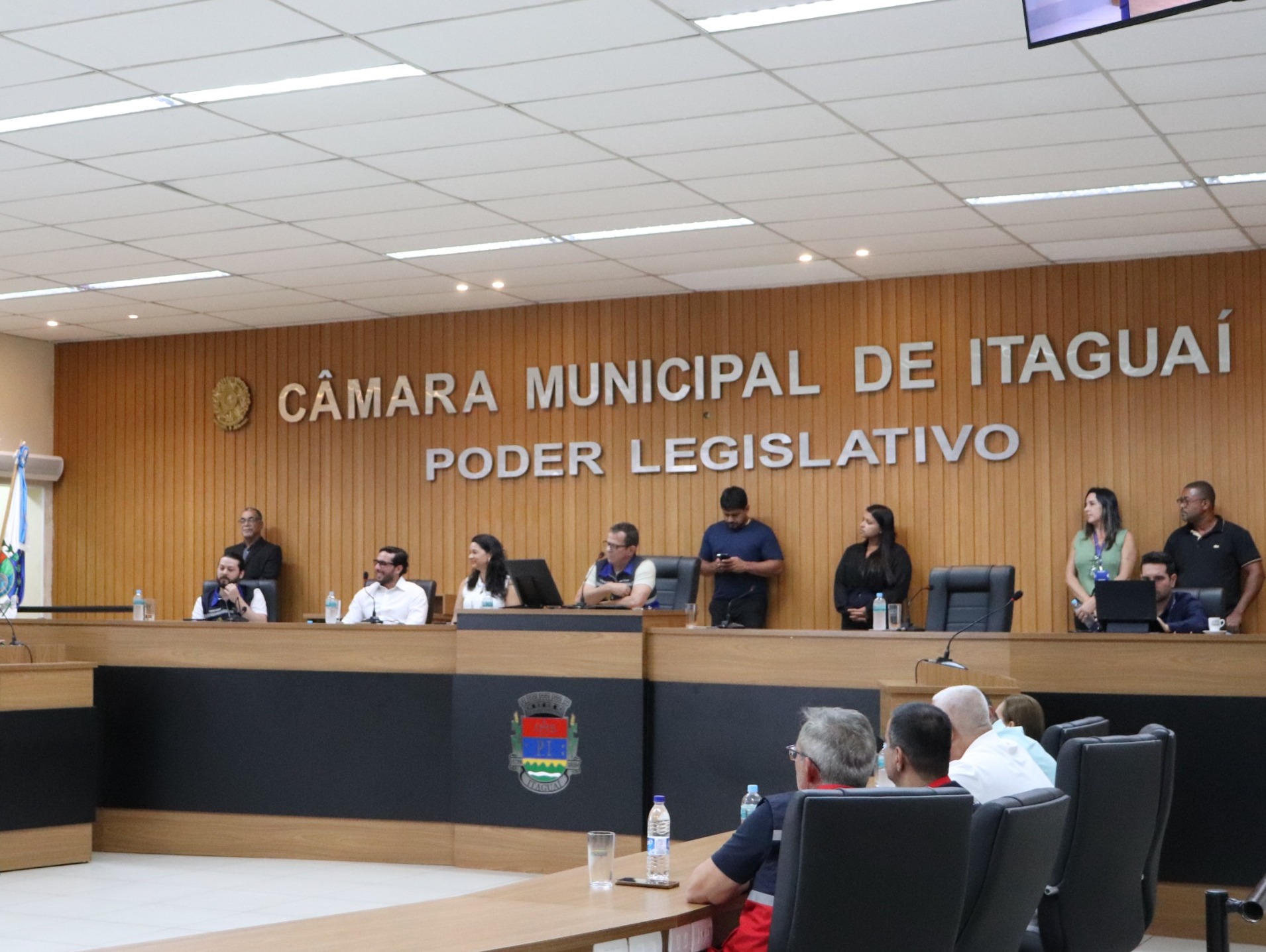 PLENÁRIO ABRE AS ATIVIDADES EM SESSÃO SOLENE