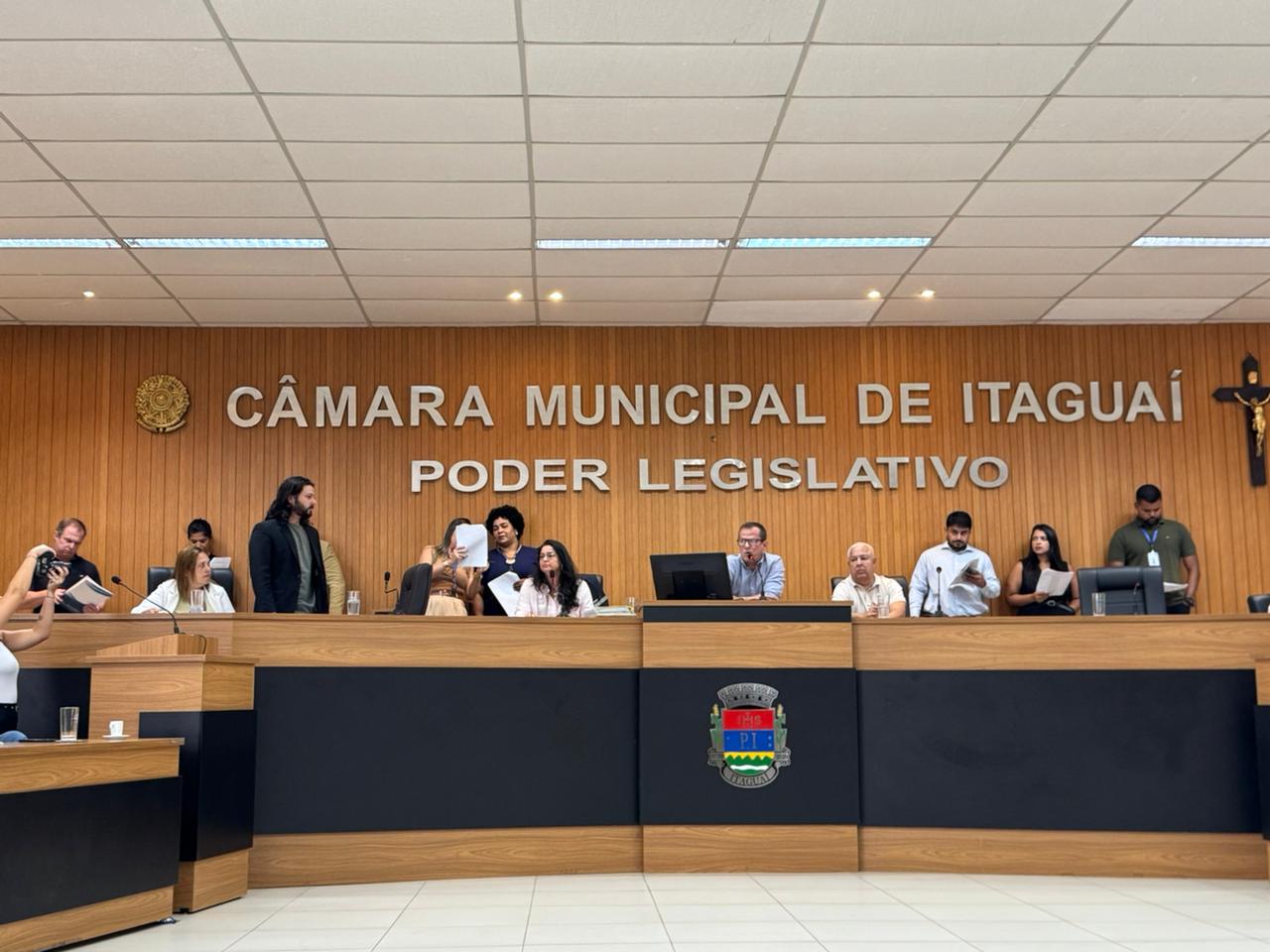 PLENÁRIO APROVA PAUTA E REJEITA VETOS