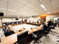 PLENÁRIO APROVA PROJETOS COM FOCO EM SAÚDE, INCLUSÃO SOCIAL E INFRAESTRUTURA