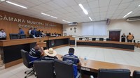 PLENÁRIO INSTAURA COMISSÃO PROCESSANTE PARA APURAR POSSÍVEIS INFRAÇÕES POLÍTICO-ADMINISTRATIVAS