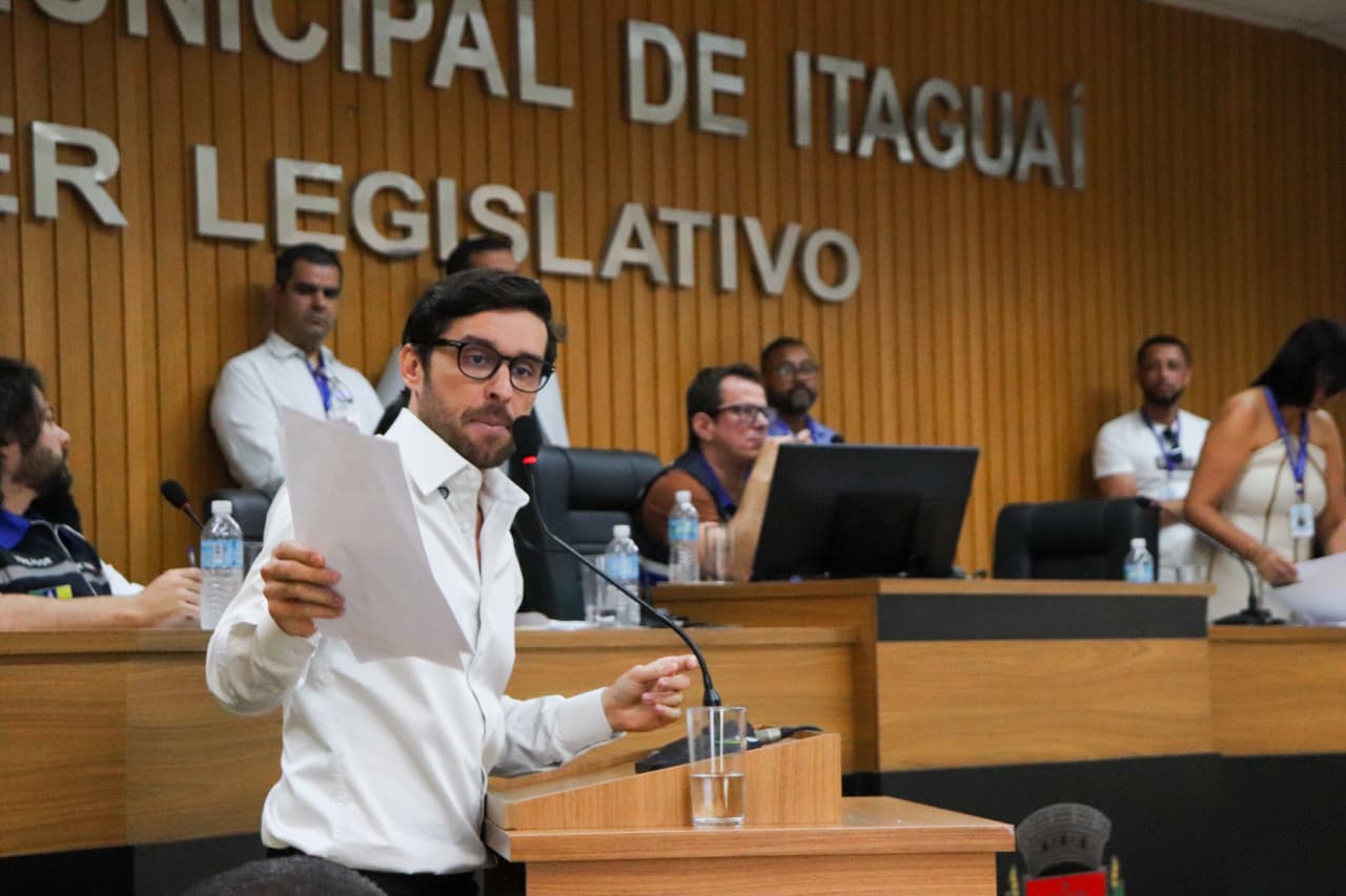 PLENÁRIO REALIZA SESSÃO COM APROVAÇÃO DE REQUERIMENTOS DE INFORMAÇÕES E DECRETOS LEGISLATIVOS 