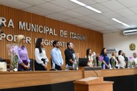 VIRGÍNIA ASSIS FOI HOMENAGEADA COM O PRÊMIO VEREADORA MARIA CAROLINA DA COSTA - MULHER DINÂMICA 2025